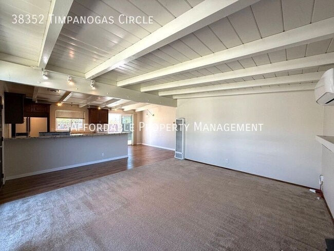 Building Photo - 38352 Timpanogas Cir