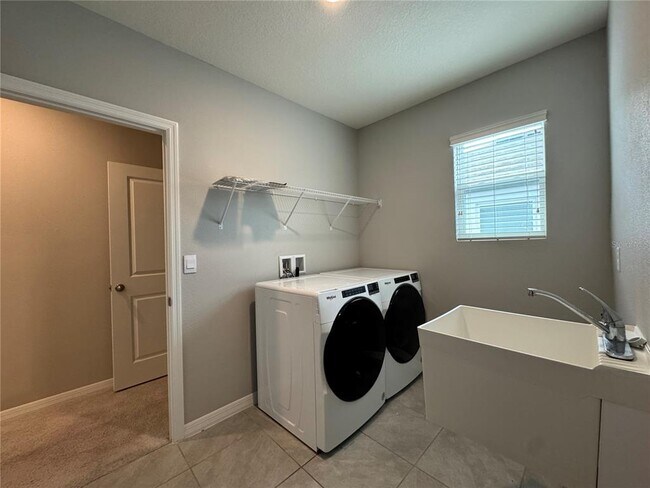 Building Photo - 13154 Brookside Moss Dr