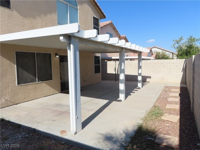 Building Photo - 8103 W Rochelle Ave