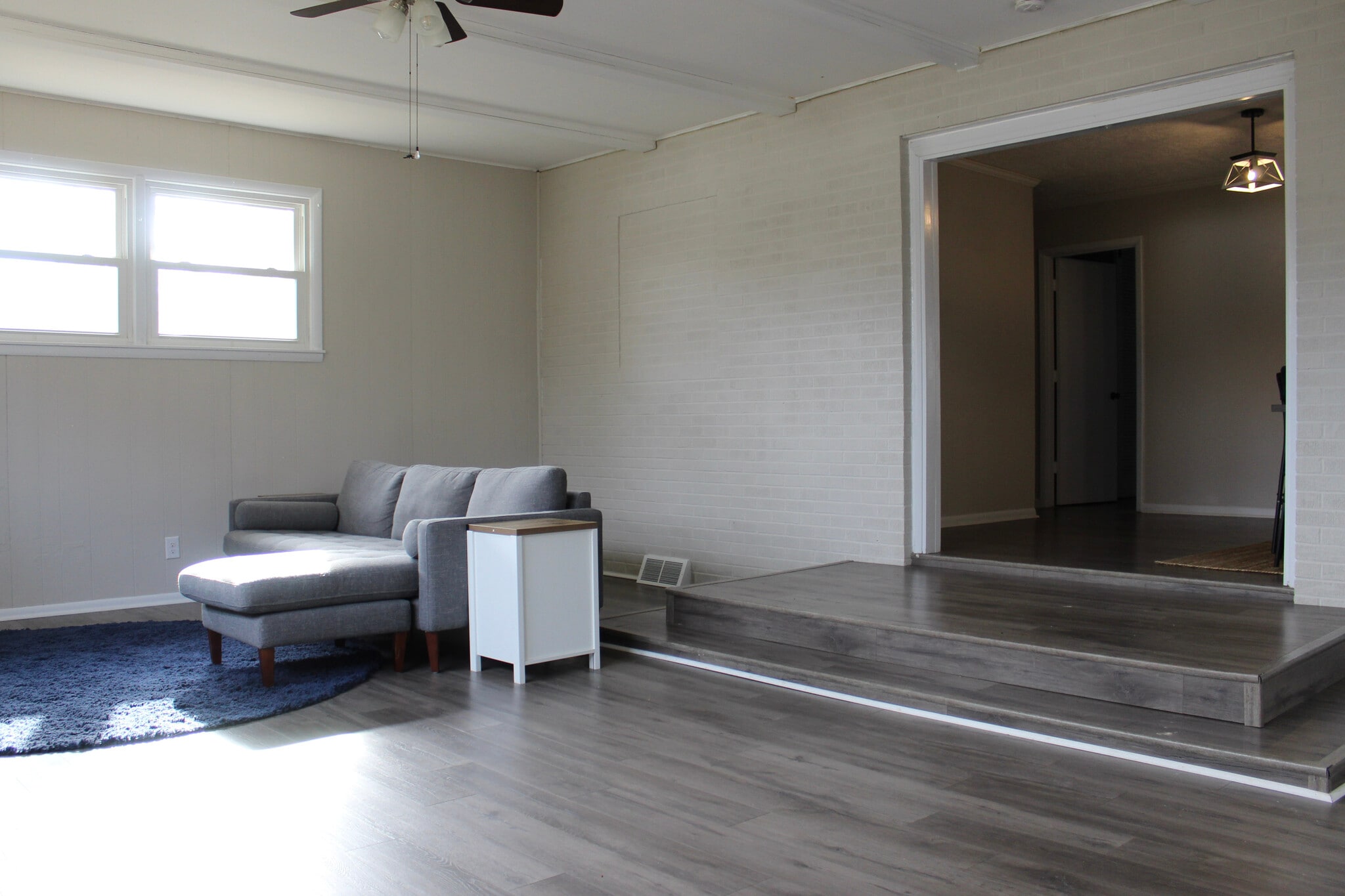 Building Photo - 1213 Park Dr