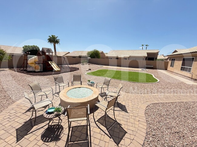 Building Photo - 4413 E Desert Trumpet Rd