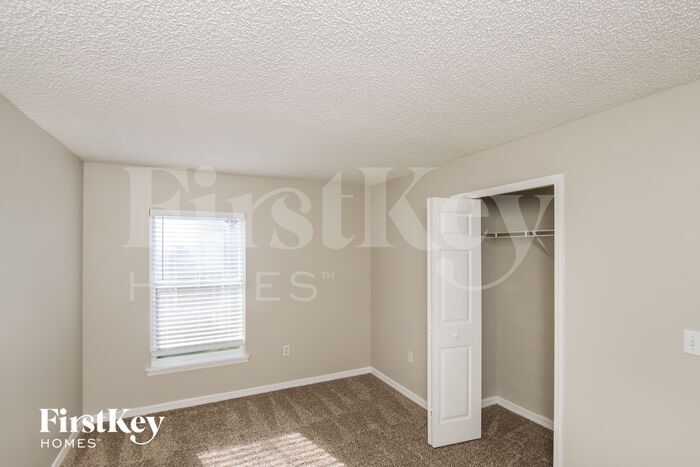 Building Photo - 2849 Maderia Cir