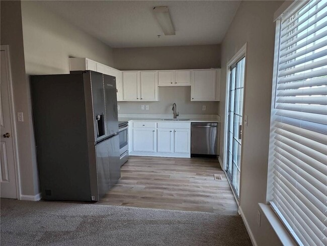 Building Photo - 605 Market Pl Ln