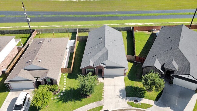 Building Photo - 20939 Wedgewood Chase Wy