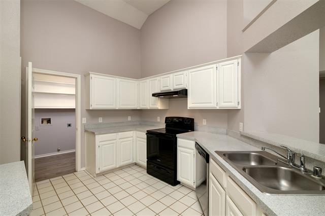 Building Photo - 1329 Maywood Ct