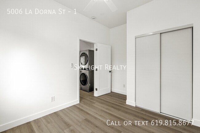 Building Photo - 5006 La Dorna St