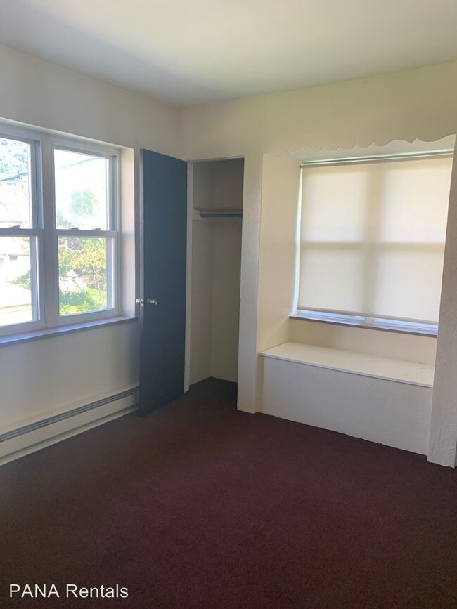 Building Photo - 600-608 N 25th St