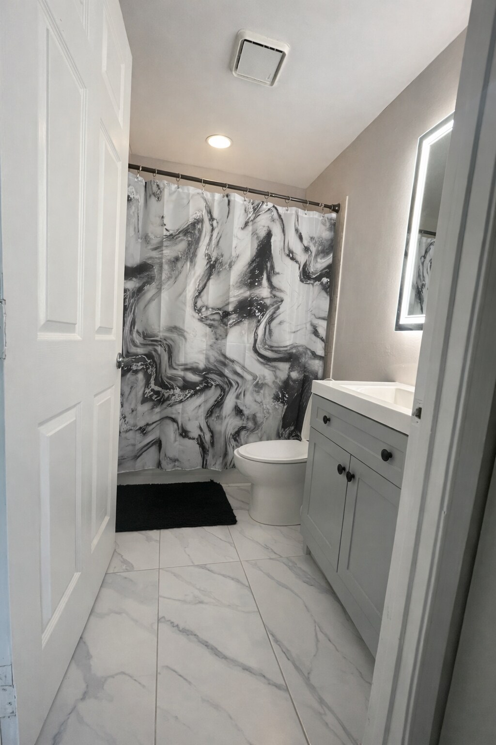 Bathroom - 7344 Palmdale Dr