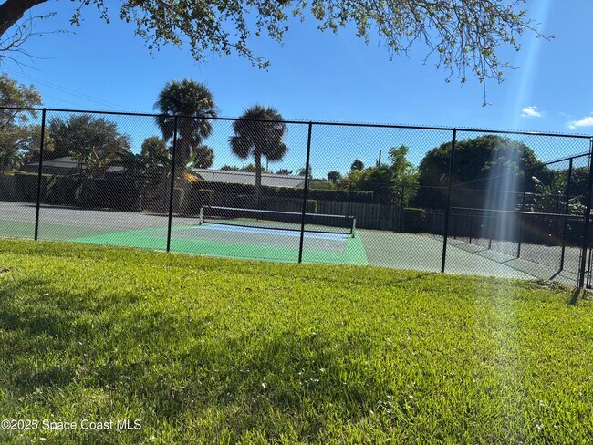 Building Photo - 467 Ibis Ln