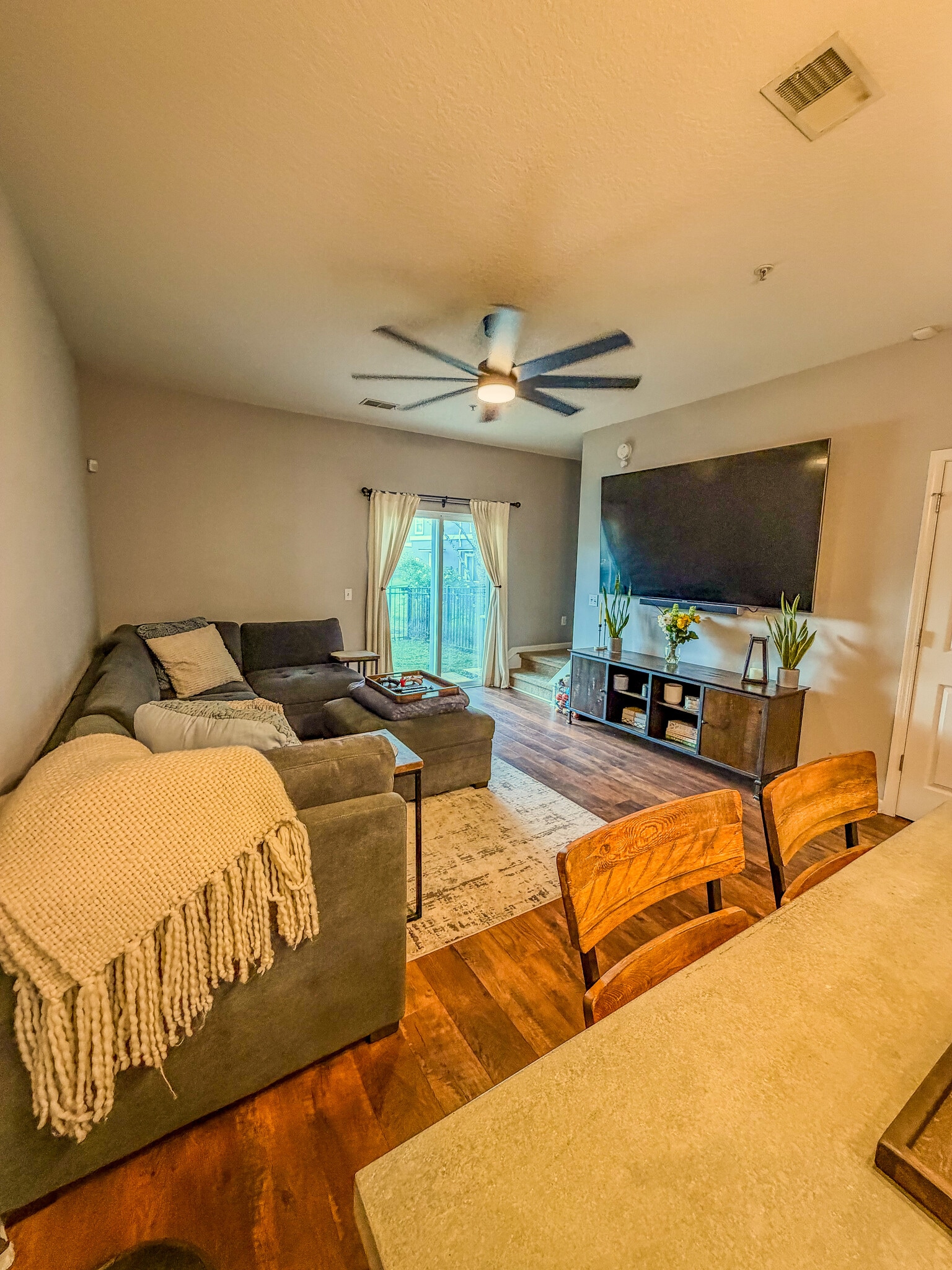 Building Photo - 209 Leese Dr