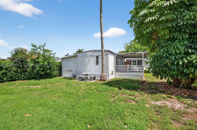 Building Photo - 2430 SW 53rd St