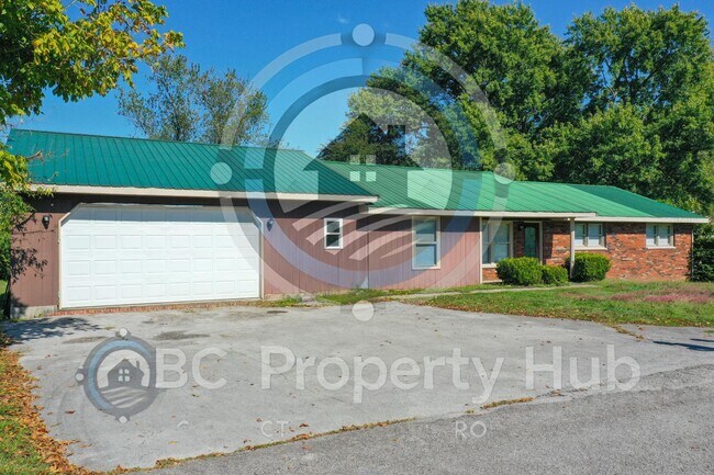 Building Photo - 118 Carter Ln