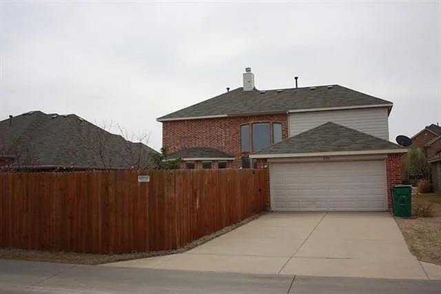 Building Photo - 6304 Blackstone Dr