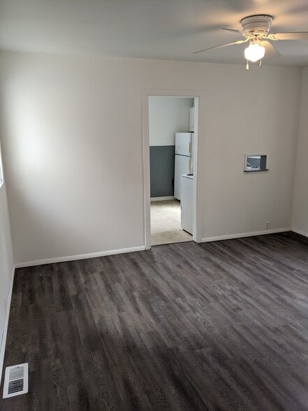 Building Photo - 200 11th St NE