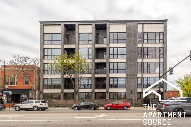 Building Photo - 2354 W Polk St