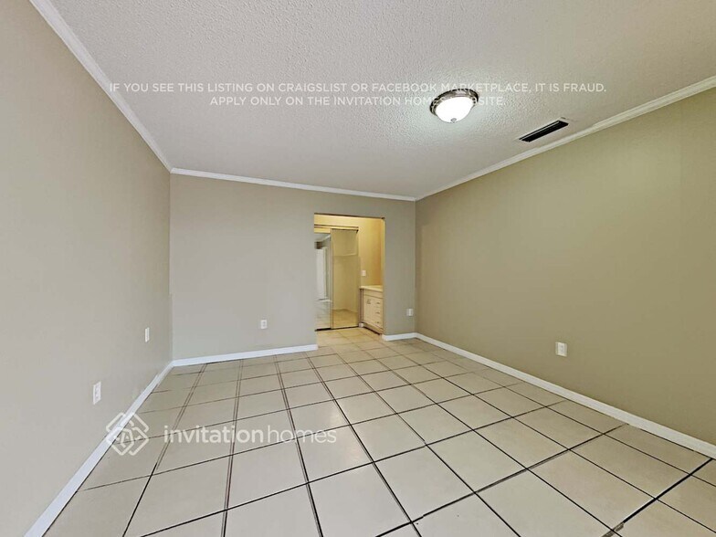 Building Photo - 1041 NW 89th Terrace