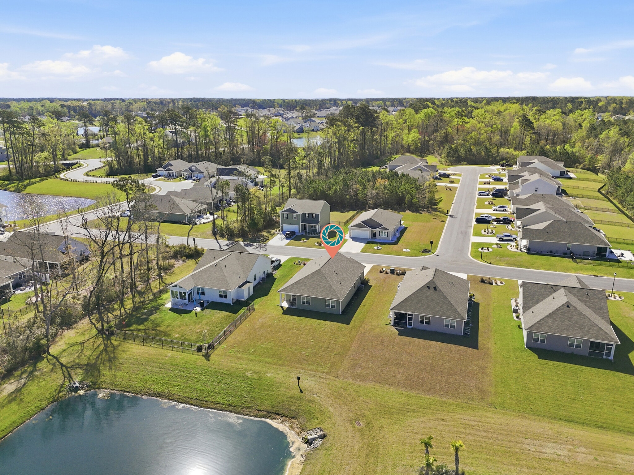 Building Photo - 114 Brooks Dr