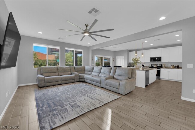 Building Photo - 3032 Cipro Ave