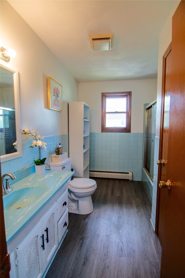 Building Photo - 409 Milan Ave