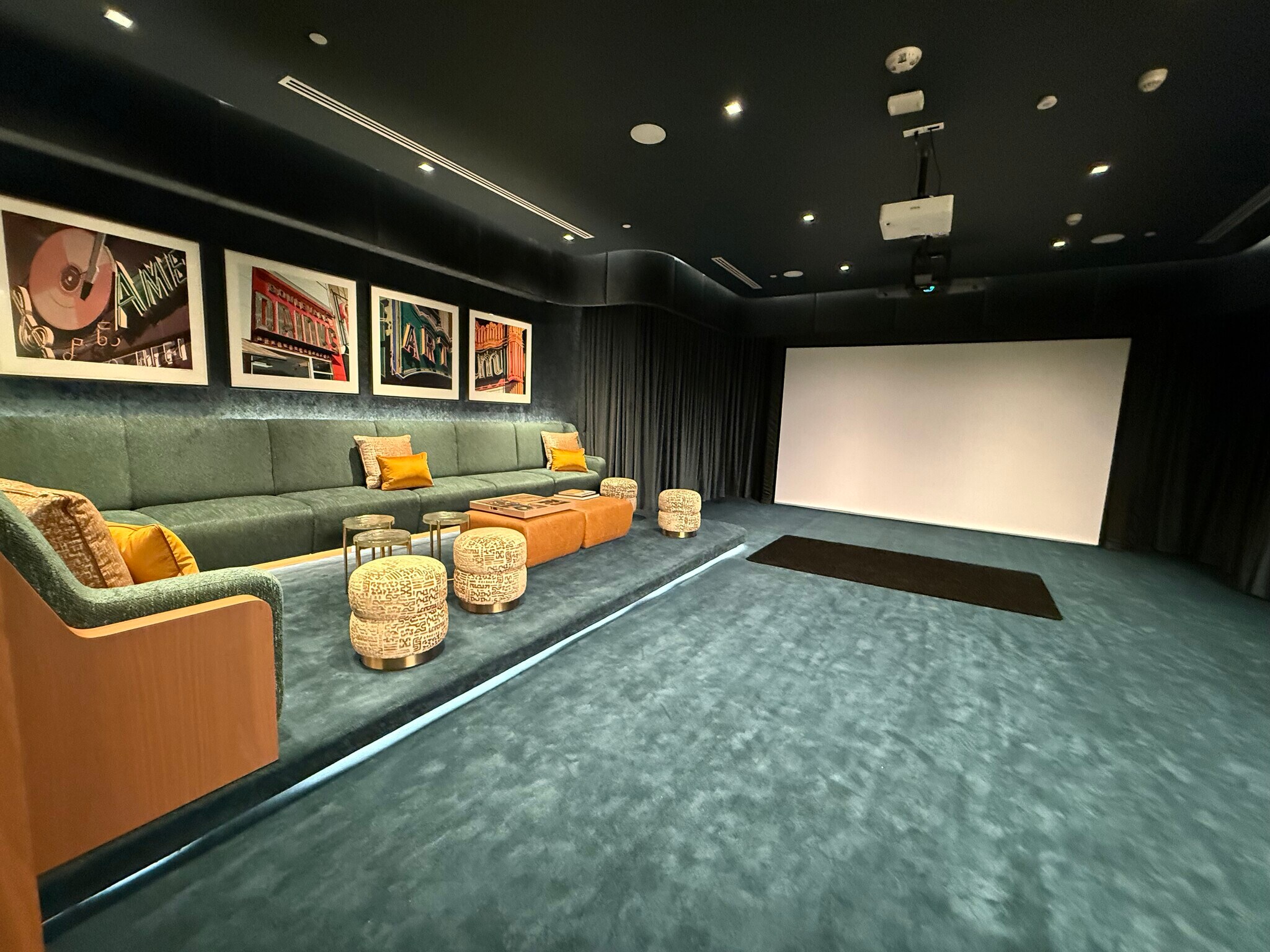 Building Photo - 77 SE 5th St