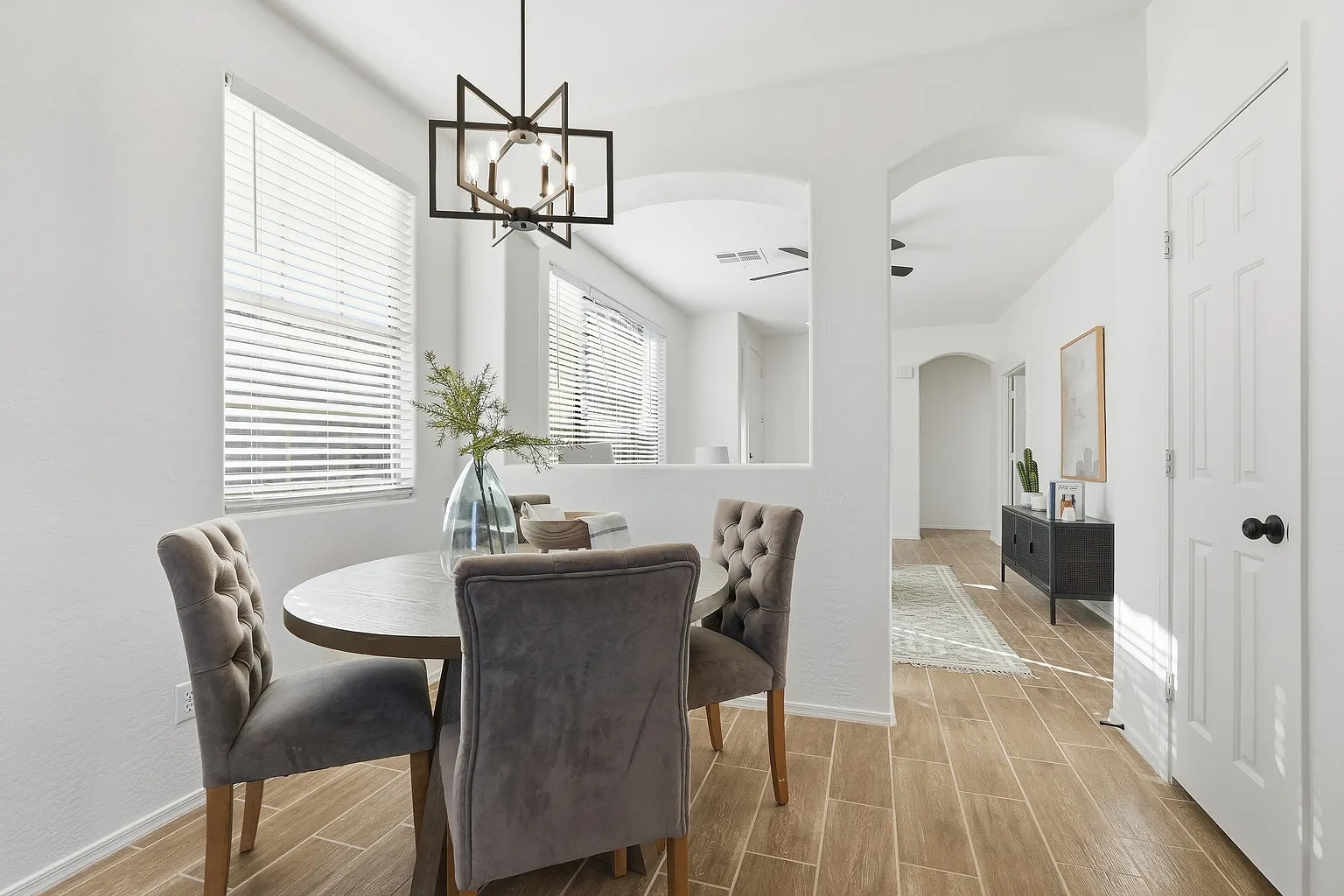 Building Photo - 5185 S Eileen Dr