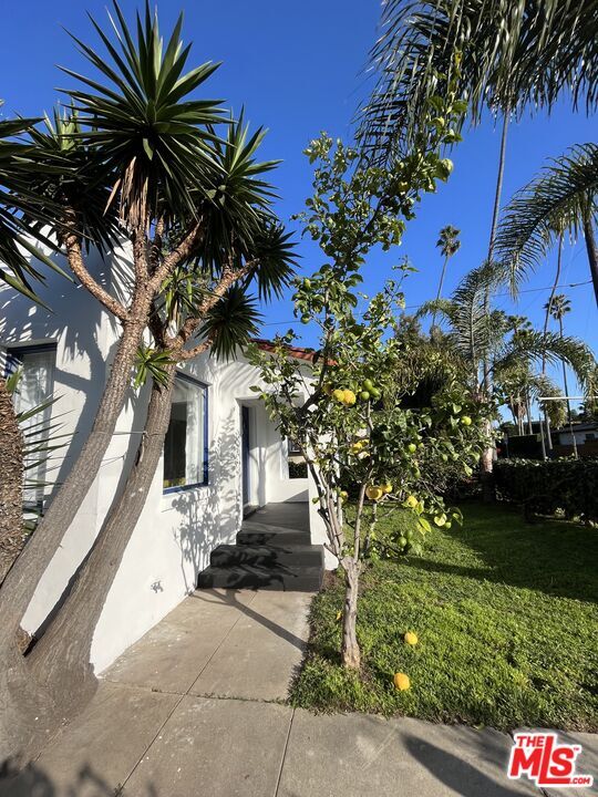 Building Photo - 2306 Pisani Pl