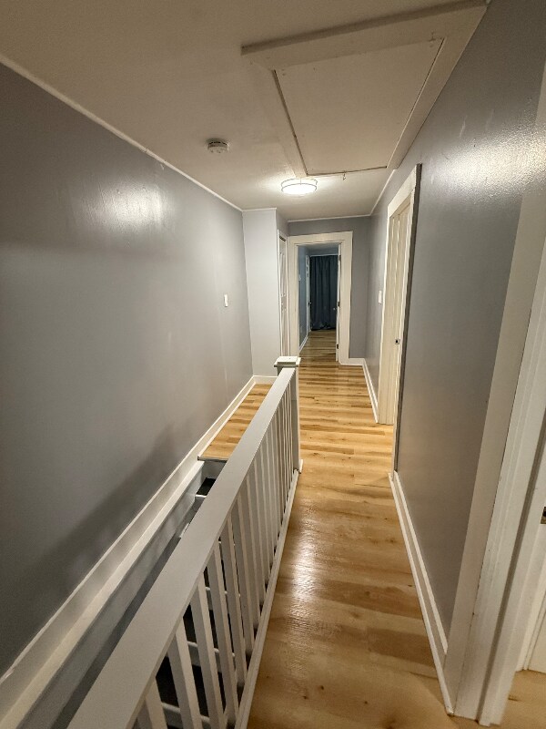 Building Photo - 216 Lamont Ave