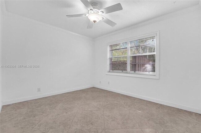 Building Photo - 13720 SW 90th Ave
