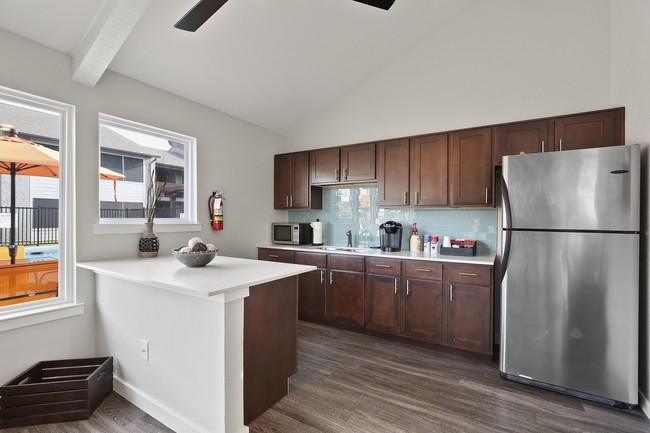 Building Photo - Briar Cove Apartments