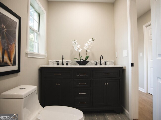 Building Photo - 3561 Misty Valley Rd