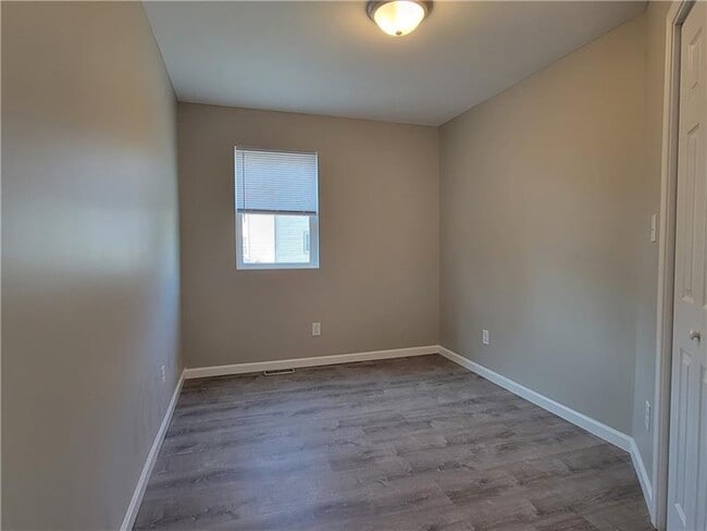 Building Photo - 1040 Wilson Pl