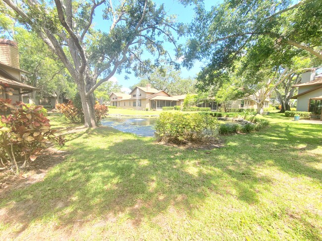 Building Photo - 11609 Parkview Ln