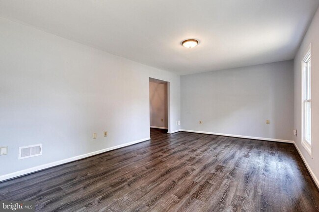 Building Photo - 1099 Snow Hill Ln