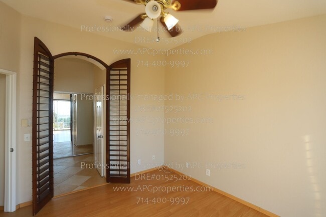 Building Photo - 7707 E Viewrim Dr