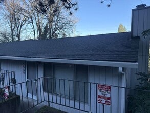 Building Photo - hune01