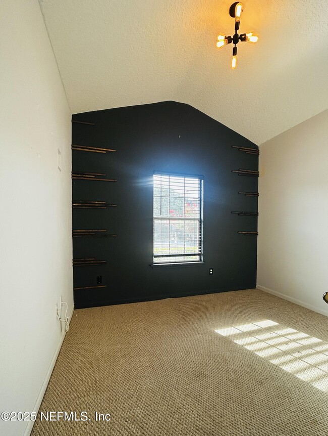 Building Photo - 2392 Old Pine Trail