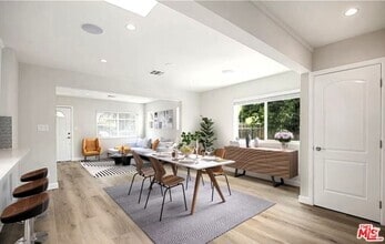Building Photo - 2119 S Curson Ave
