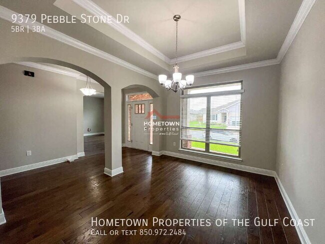 Building Photo - 9379 Pebble Stone Dr