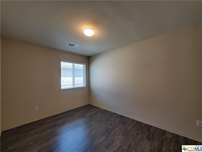 Building Photo - 1536 Gateshead Dr