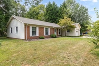Building Photo - 122 Westview Dr