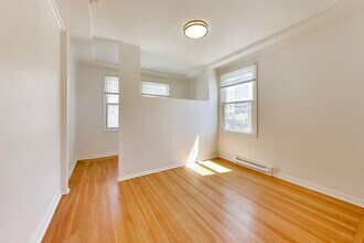 Building Photo - 565 Geary St