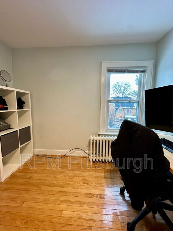 Building Photo - 6526 Rosemoor St