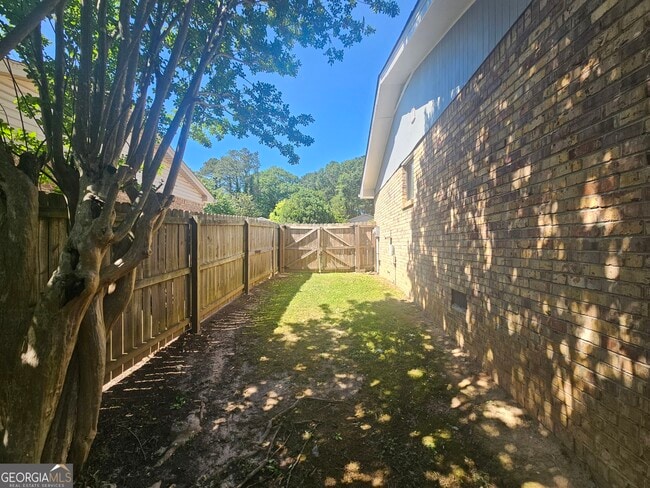 Building Photo - 2293 Lanier Pl
