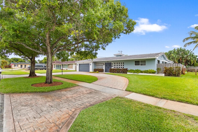 Building Photo - 5281 SW 4th Ct