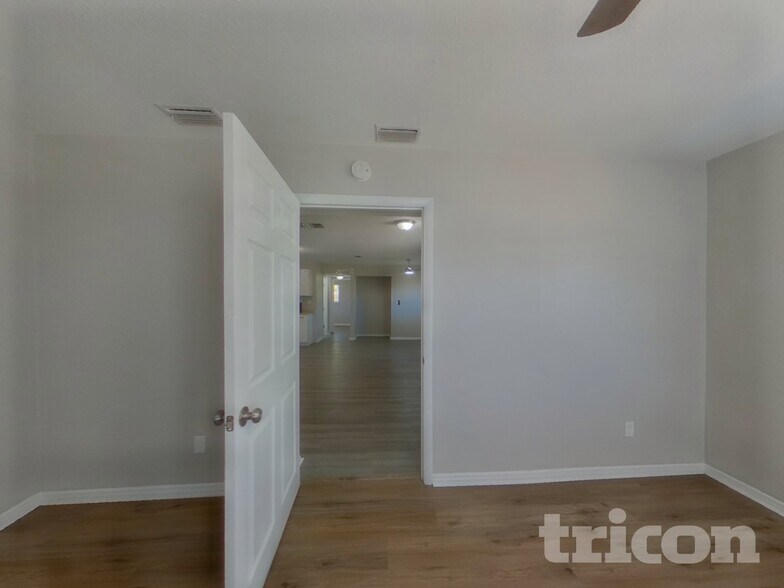 Building Photo - 3410 73rd St N