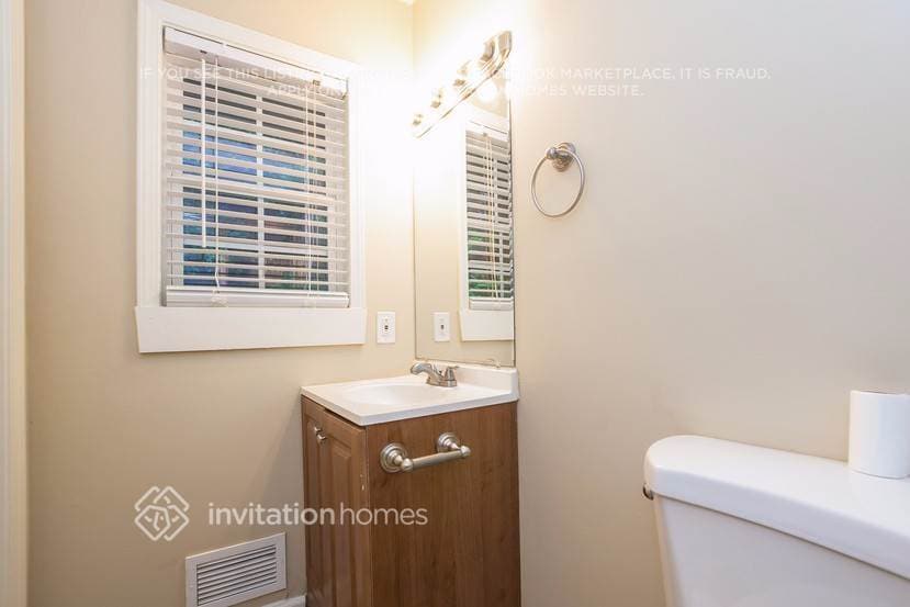 Building Photo - 2396 Shire Ct