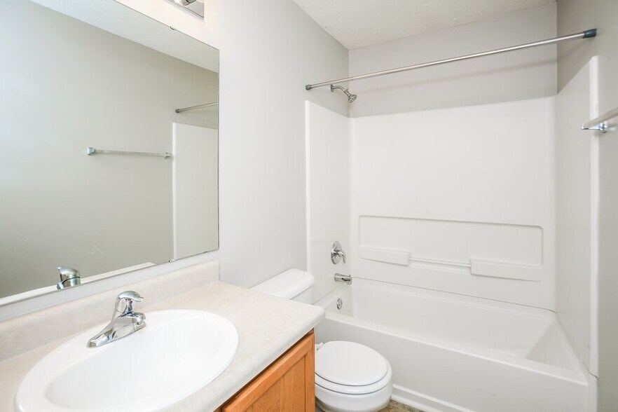 Building Photo - 11404 Seabiscuit Dr