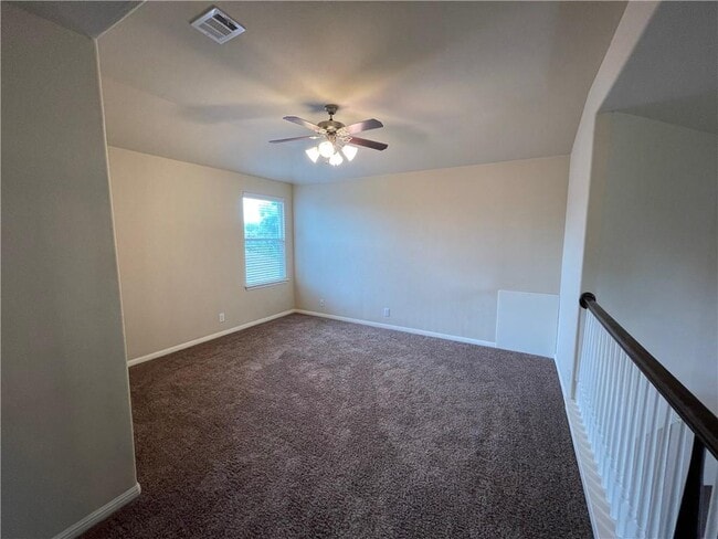 Building Photo - 1704 Rockland Dr