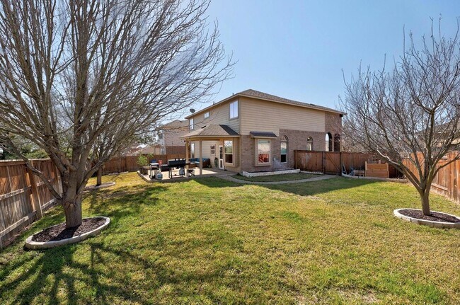 Building Photo - 1301 Sunny Meadows Loop