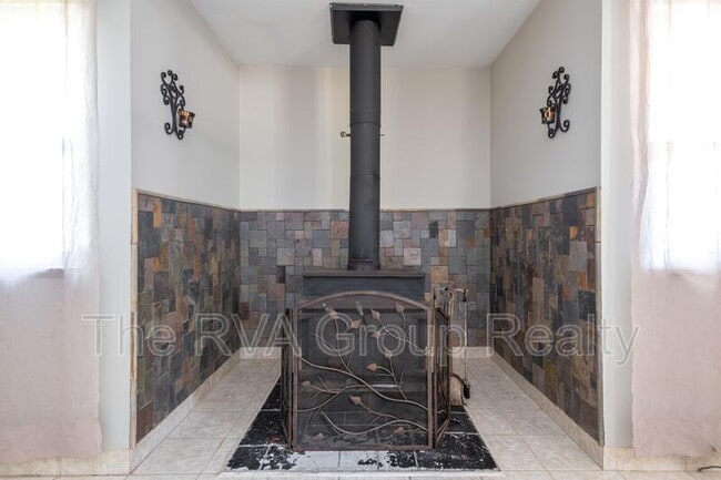 Building Photo - 10006 Redbridge Rd